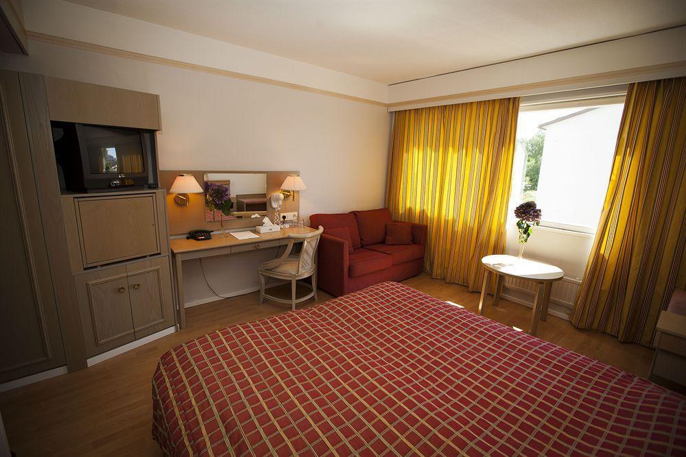 Hotel Adlon Mariehamn Exterior foto